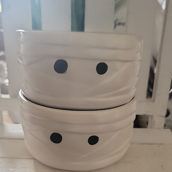 Rae Dunn Halloween Bowls - Picture 2 of 3